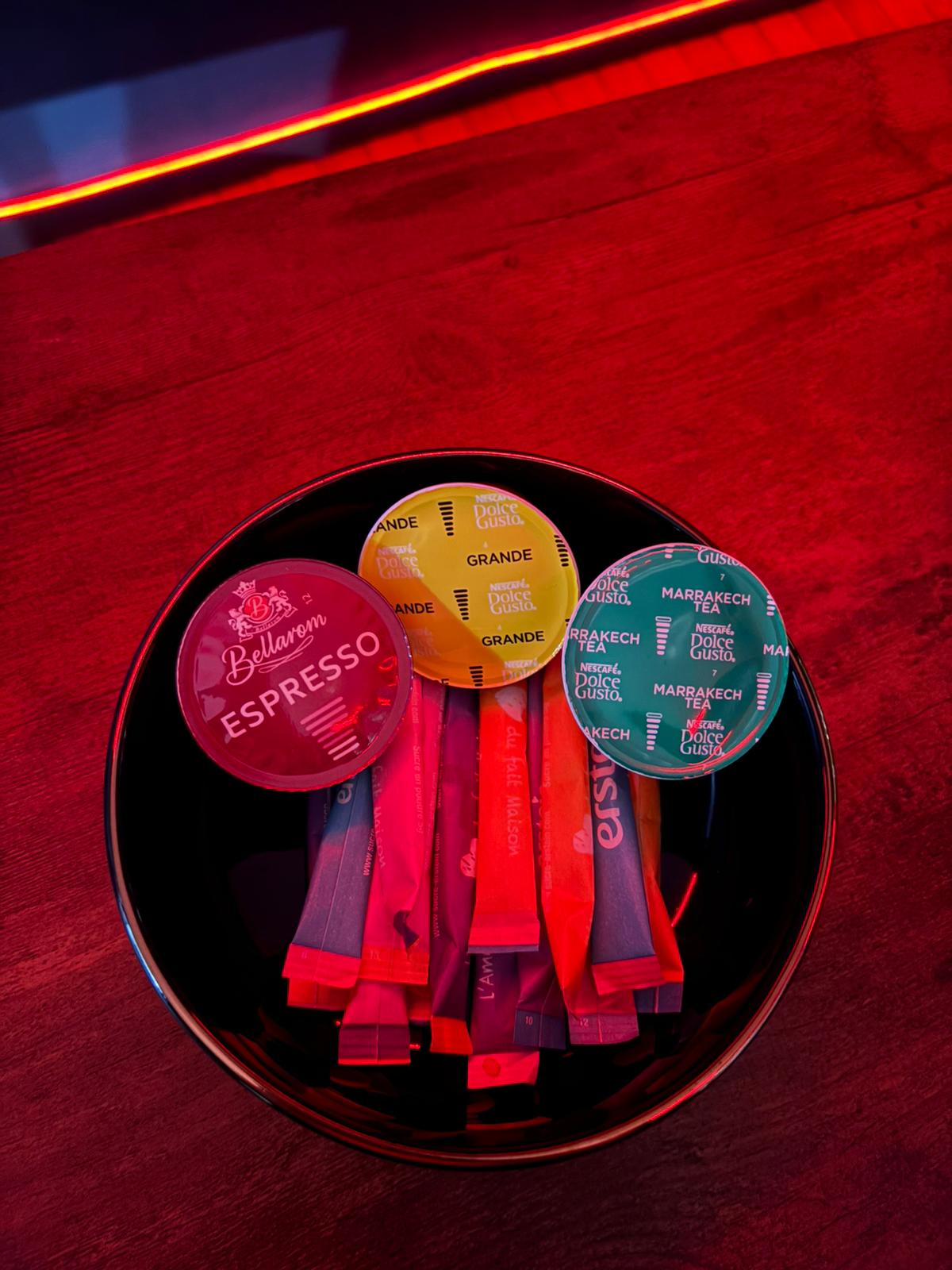 L'envers Suite M#01 Loveroom Metz - Salle de bain avec grande douche à l'italienne