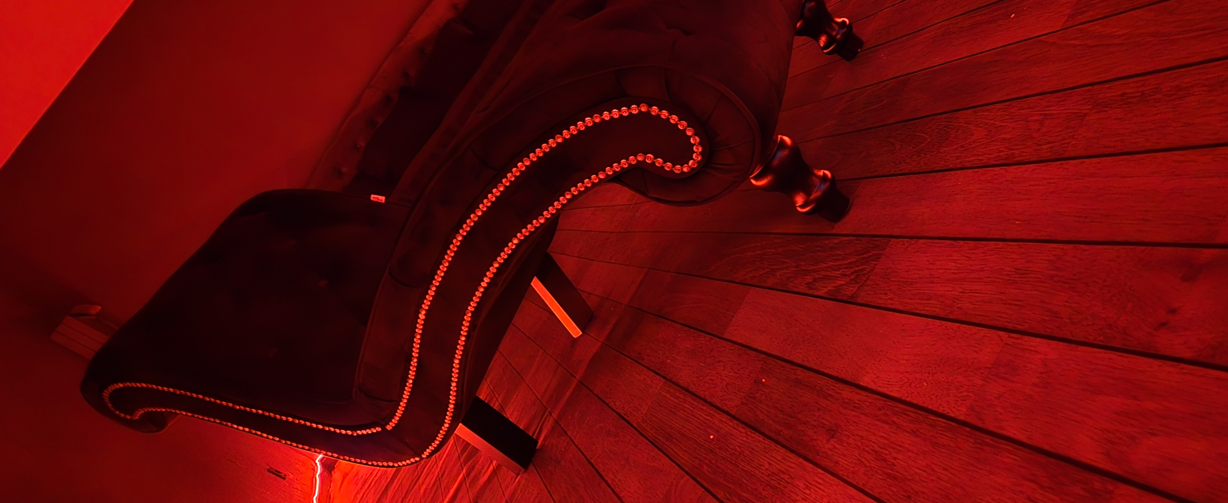 Espace détente avec champagne offert - Service Loveroom