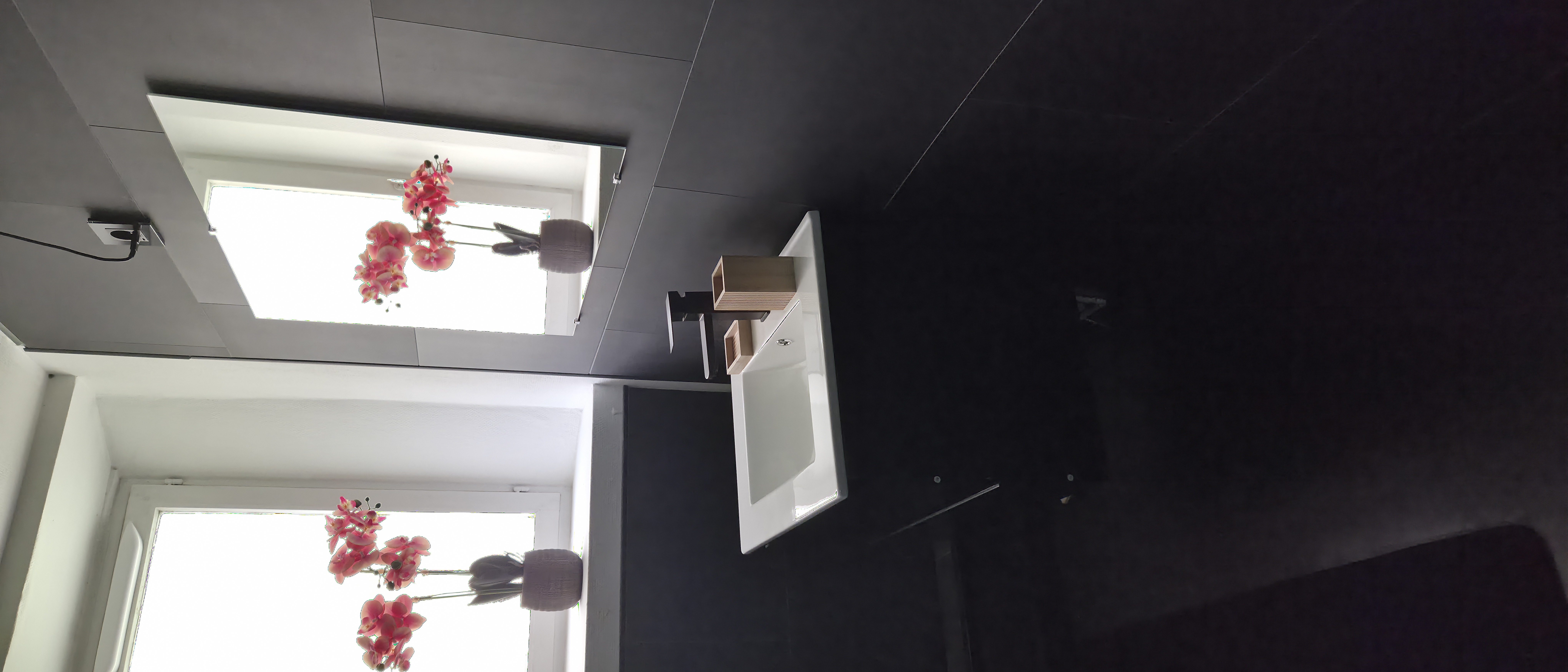 Salon détente avec TV grand écran et VOD - Suite M#01