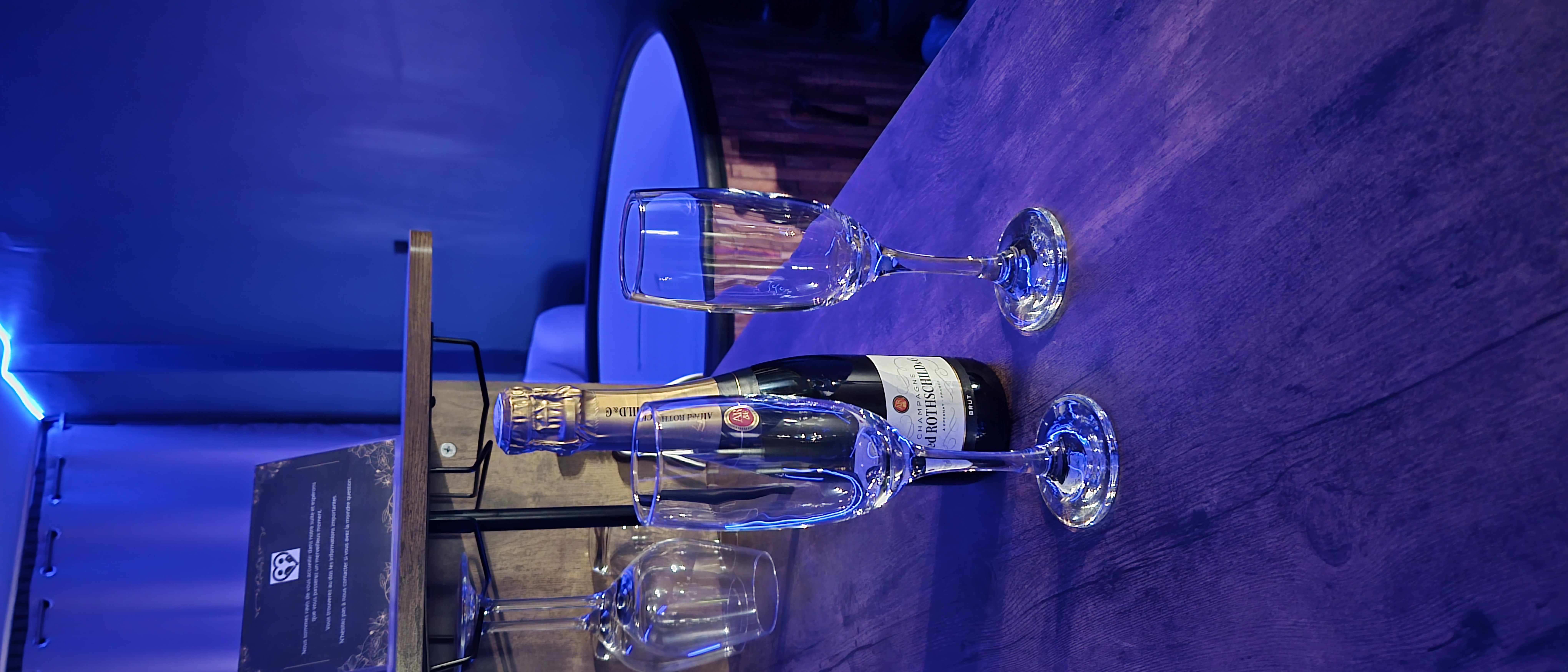 Espace spa privatif Suite M#01 - Jacuzzi couple Loveroom Metz